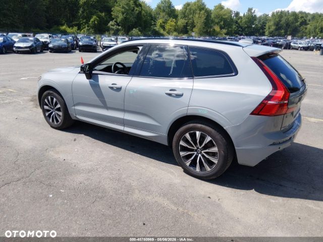 Volvo XC 60 B5 B AWD Inscription - 3