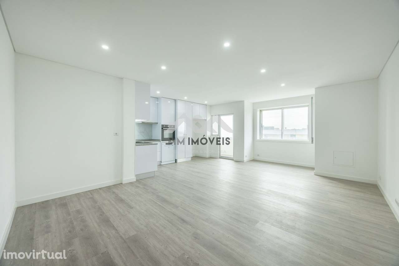 Apartamento T4 | Vila Nova de Gaia | Renovado | Elevador | Parqueament - Grande imagem: 3/34