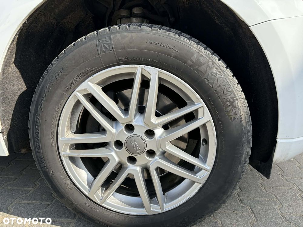 Audi Q5 3.0 TDI Quattro S tronic - 8