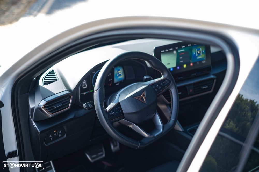 Cupra Leon 1.4 e-Hybrid (180 kW System) VZ - 16