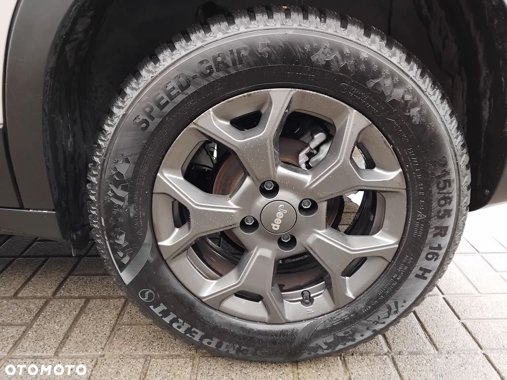 Jeep Avenger 1.2 GSE T3 Longitude FWD - 26