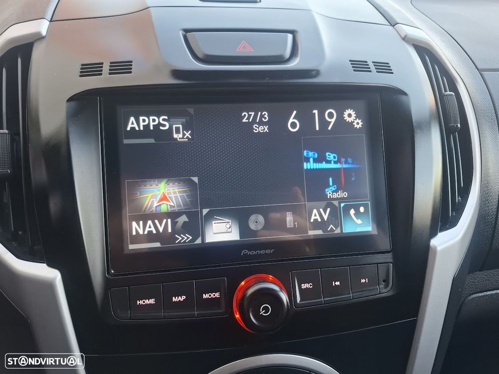 Isuzu D-Max 4x4 Cabine Dupla Auto Premium - 15