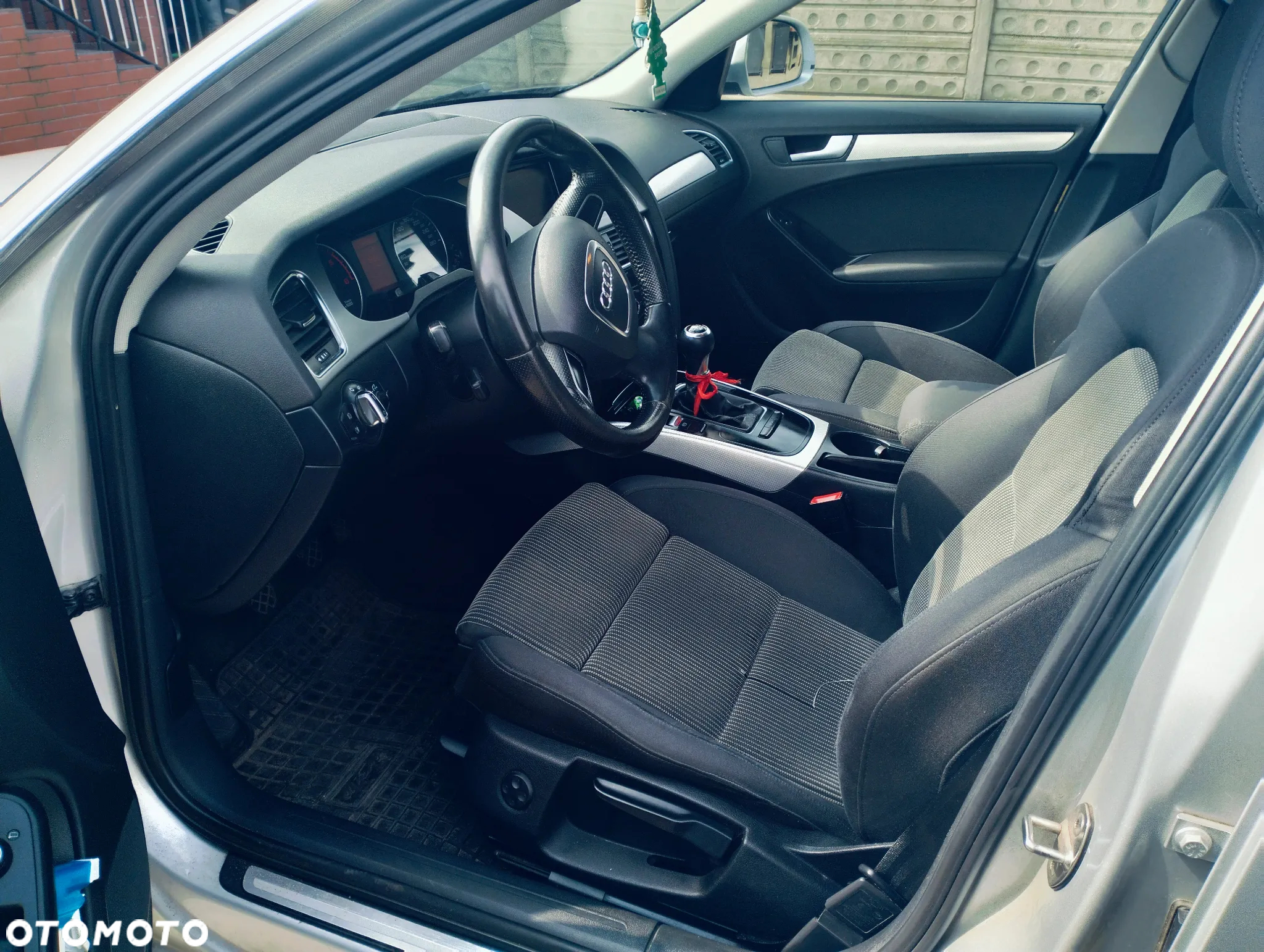 Audi A4 2.0 TDI - 24