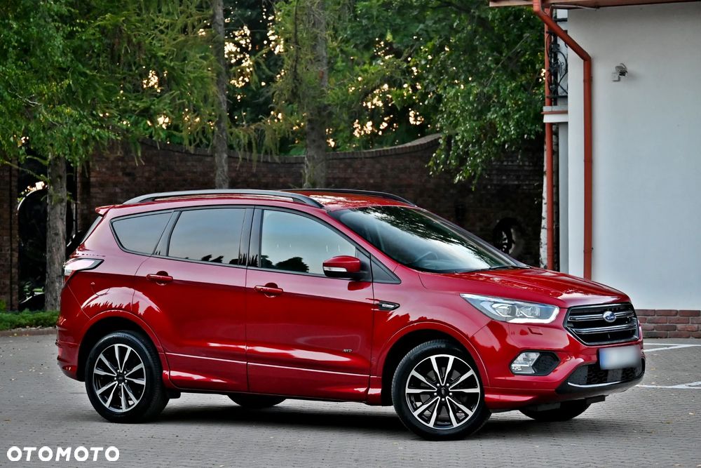 Ford Kuga 2.0 TDCi 4x4 ST-Line - 12