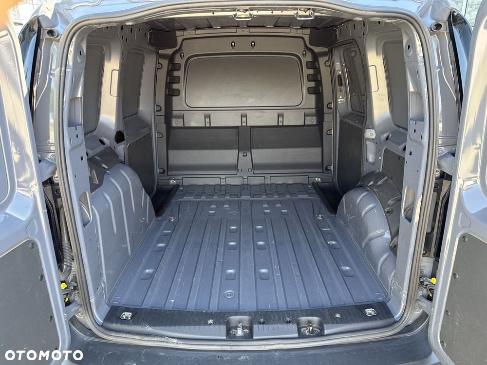 Volkswagen Caddy 1.5TSI 114KM Furgon Cargo - 29