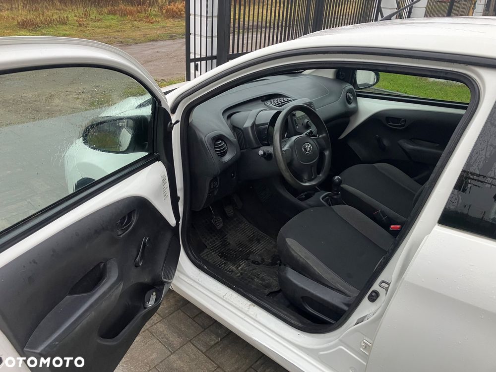 Toyota Aygo 1.0 VVT-i Sprint EU6 - 9