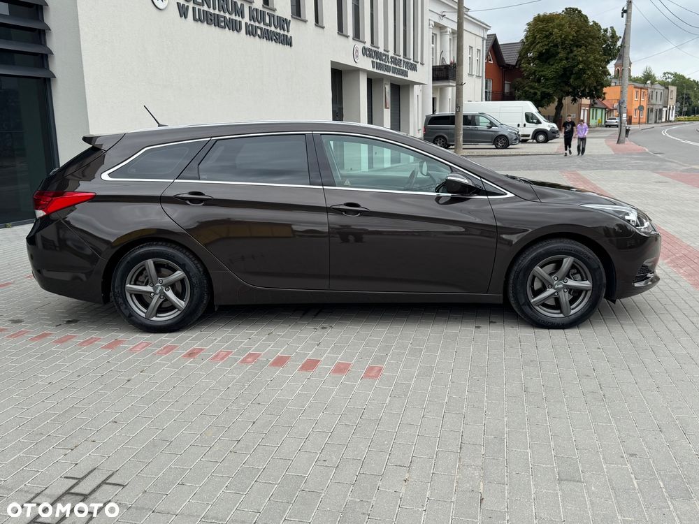 Hyundai i40 Kombi 1.6 Trend - 13