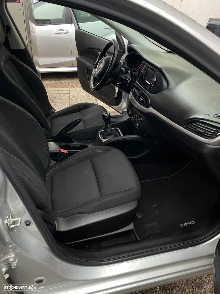 Fiat Tipo Station Wagon 1.3 M-Jet Lounge - 8