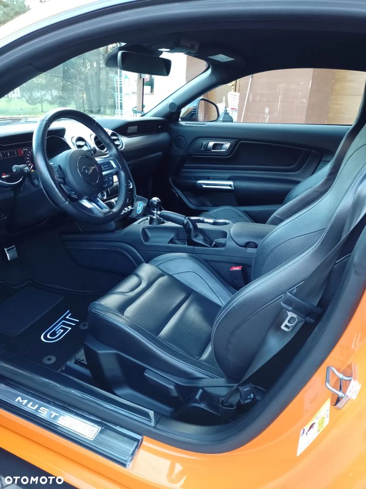 Ford Mustang - 19