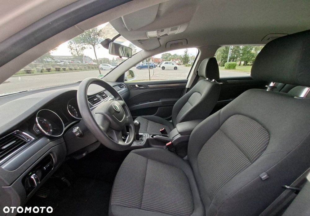 Skoda Superb - 19