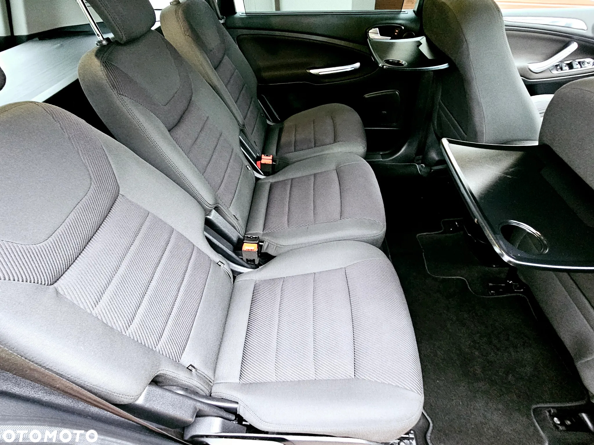 Ford S-Max 2.0 TDCi DPF Titanium X - 19