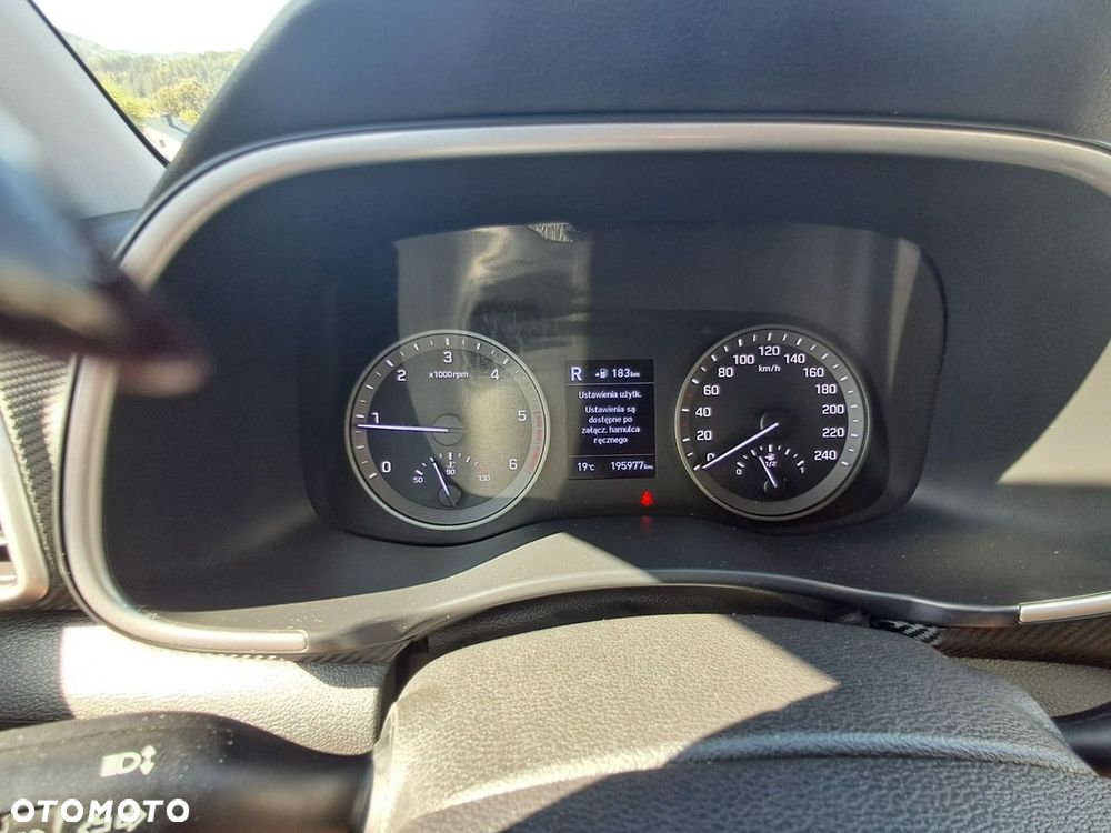 Hyundai Tucson - 16