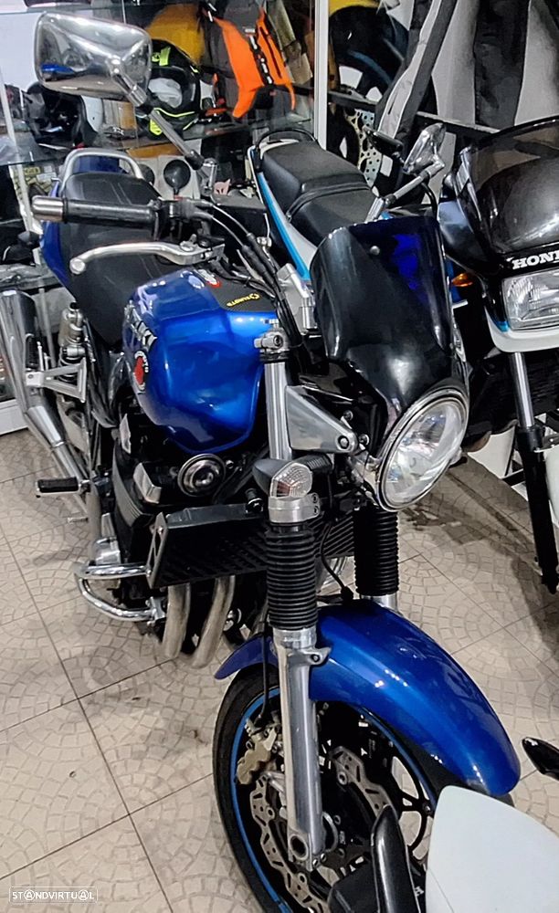 Suzuki GSX - 7