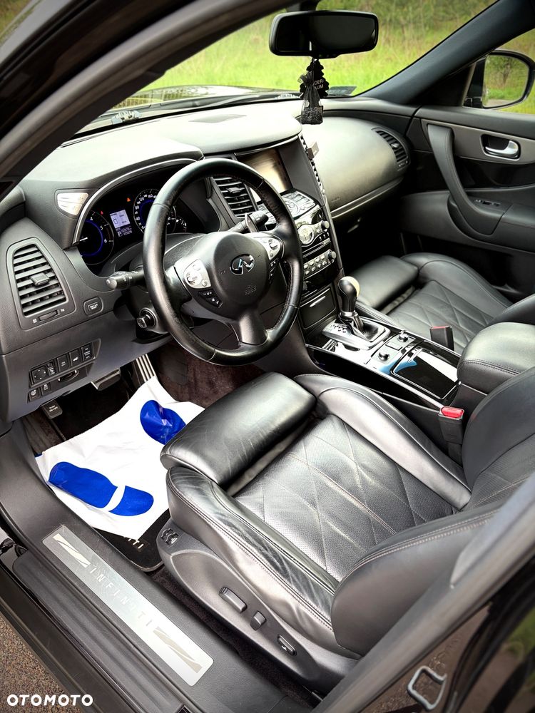 Infiniti QX70 3.0d S - 4