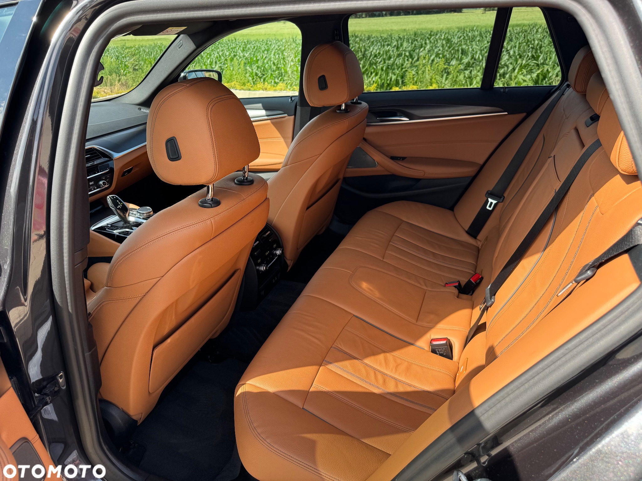 BMW Seria 5 530i Touring M Sport Edition - 16