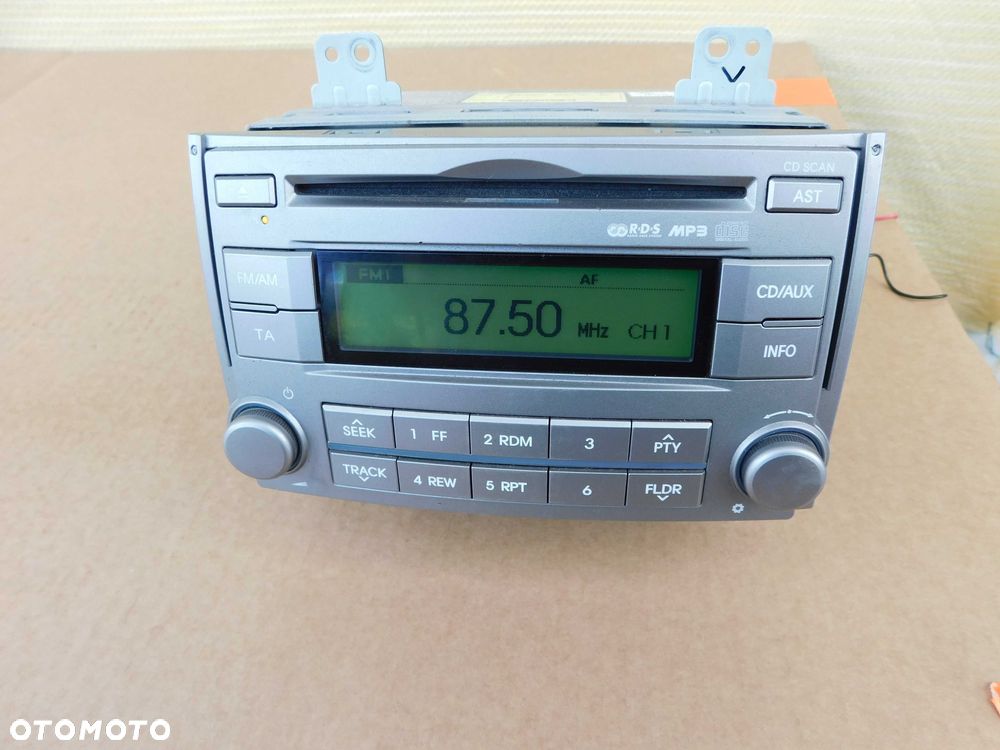 Radio Fabryczne Hyundai 96170-4H060KL Model M800 Starex H1 Oryginał - 2