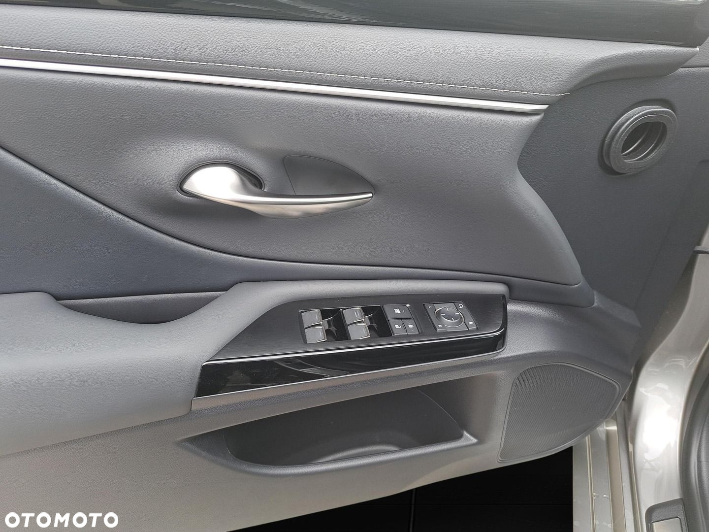 Lexus ES - 20