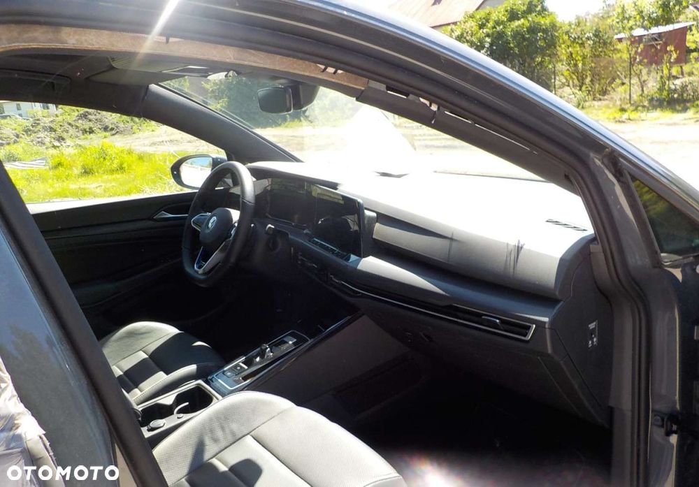 Volkswagen Golf - 20