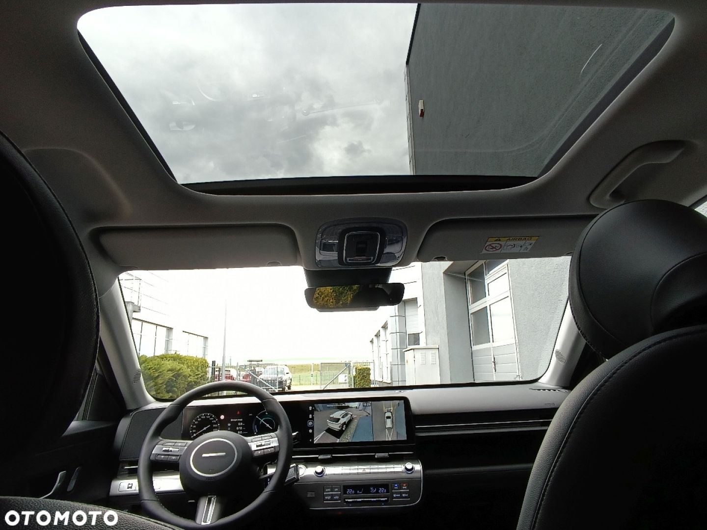 Hyundai Kona - 32