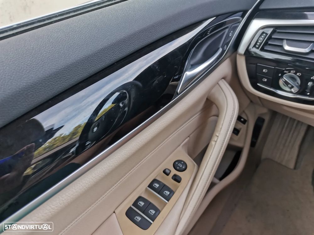 BMW 530 - 15