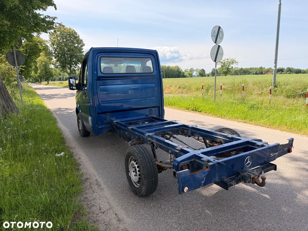 Mercedes-Benz Sprinter - 6