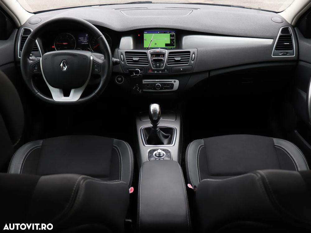 Renault Laguna dCi 110 FAP Limited - 5