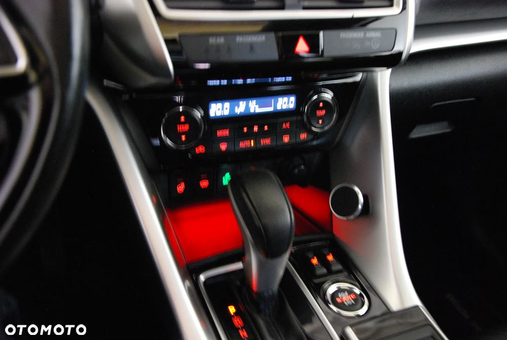 Mitsubishi Eclipse Cross 1.5 T Instyle CVT 4WD - 11