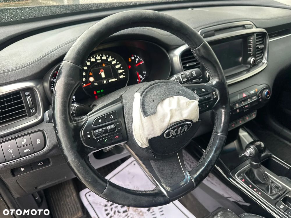 Kia Sorento - 12