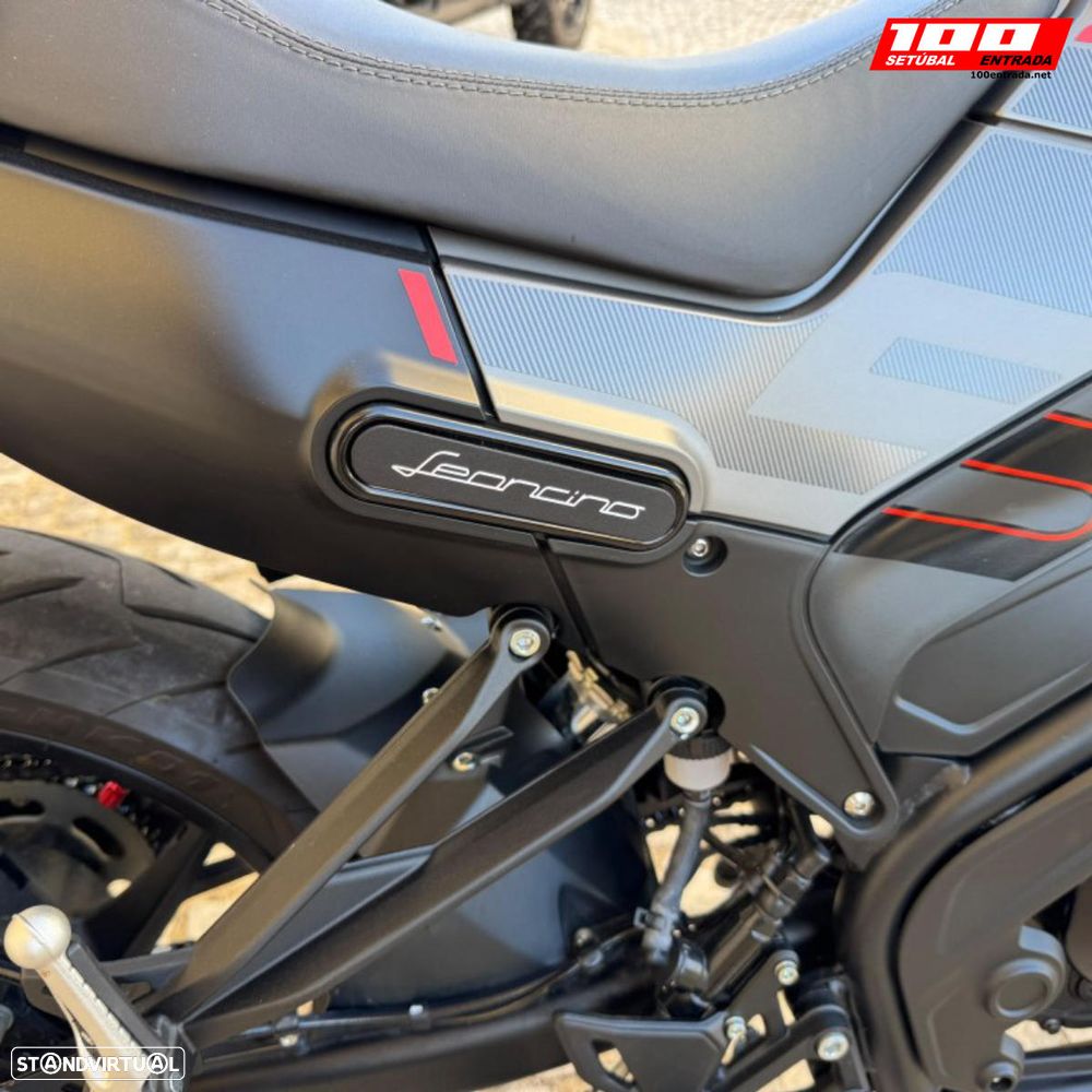 Benelli Leoncino 125 - 10
