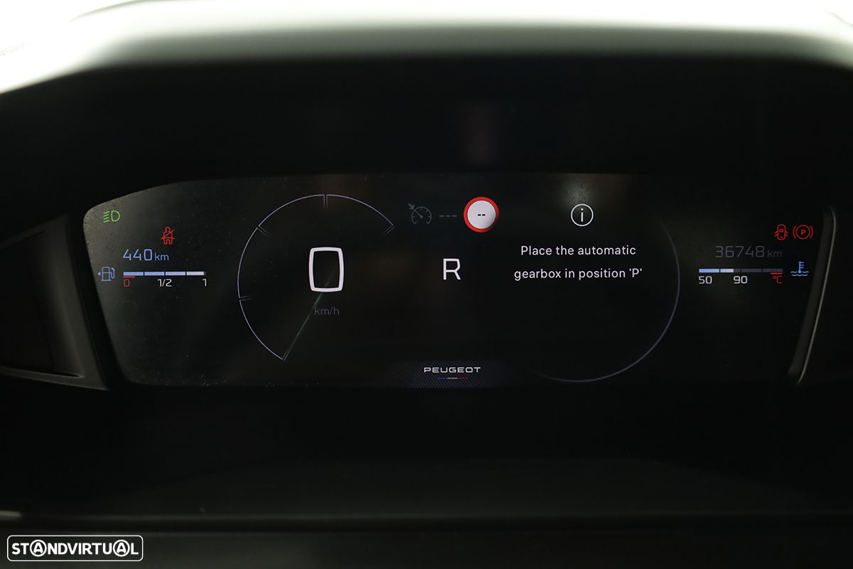 Peugeot 2008 1.2 PureTech Allure EAT8 - 16