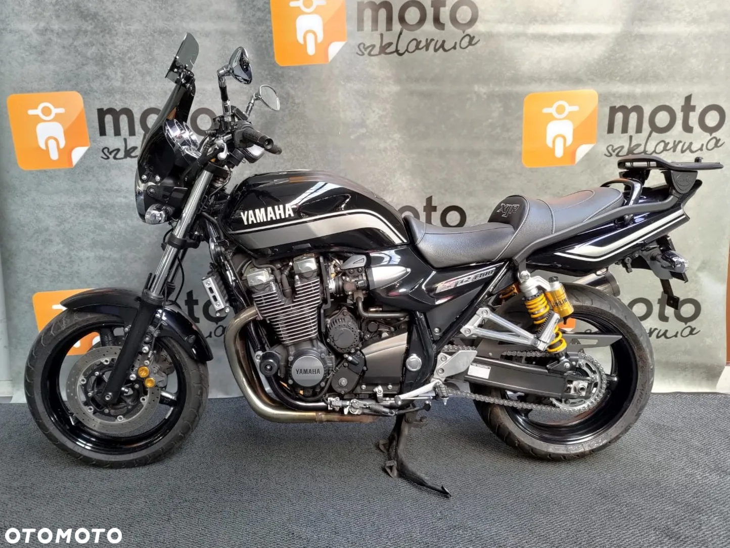 Yamaha XJR - 5