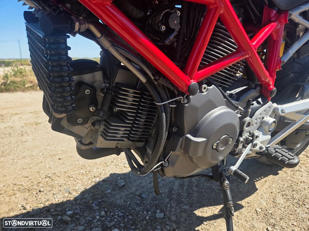 Ducati Hypermotard - 4