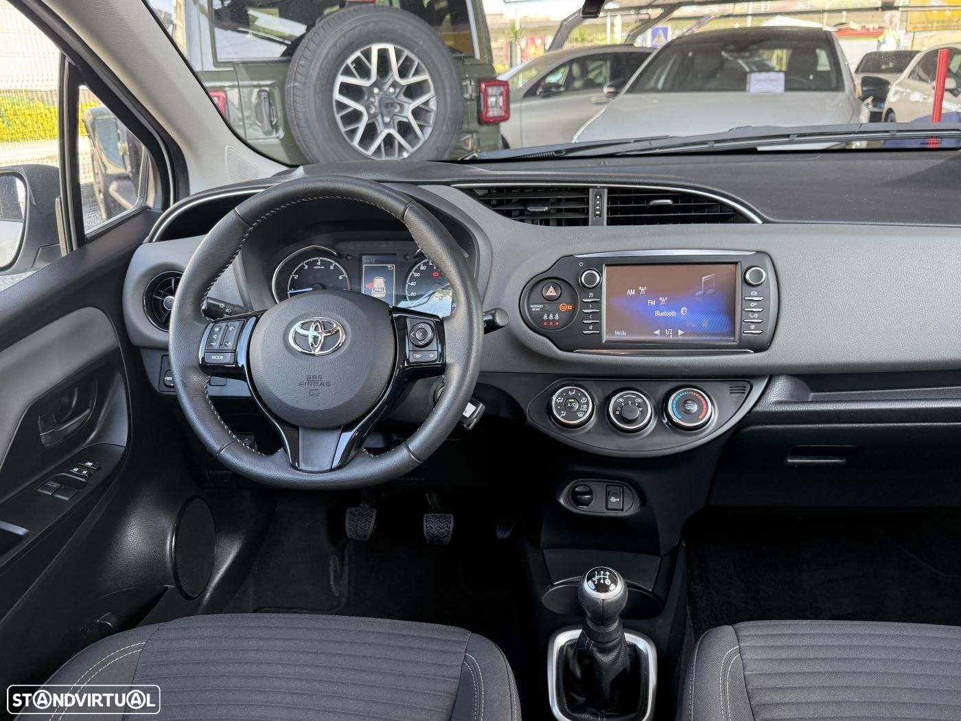 Toyota Yaris 1.0 VVT-i Comfort Plus - 26
