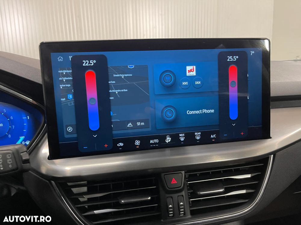 Ford Focus 1.0 EcoBoost Hybrid Aut. TITANIUM - 20