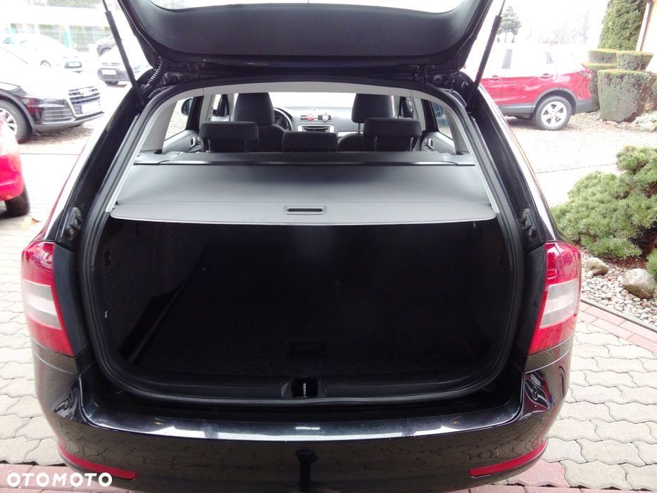 Skoda Octavia 1.8 TSI Elegance DSG - 9