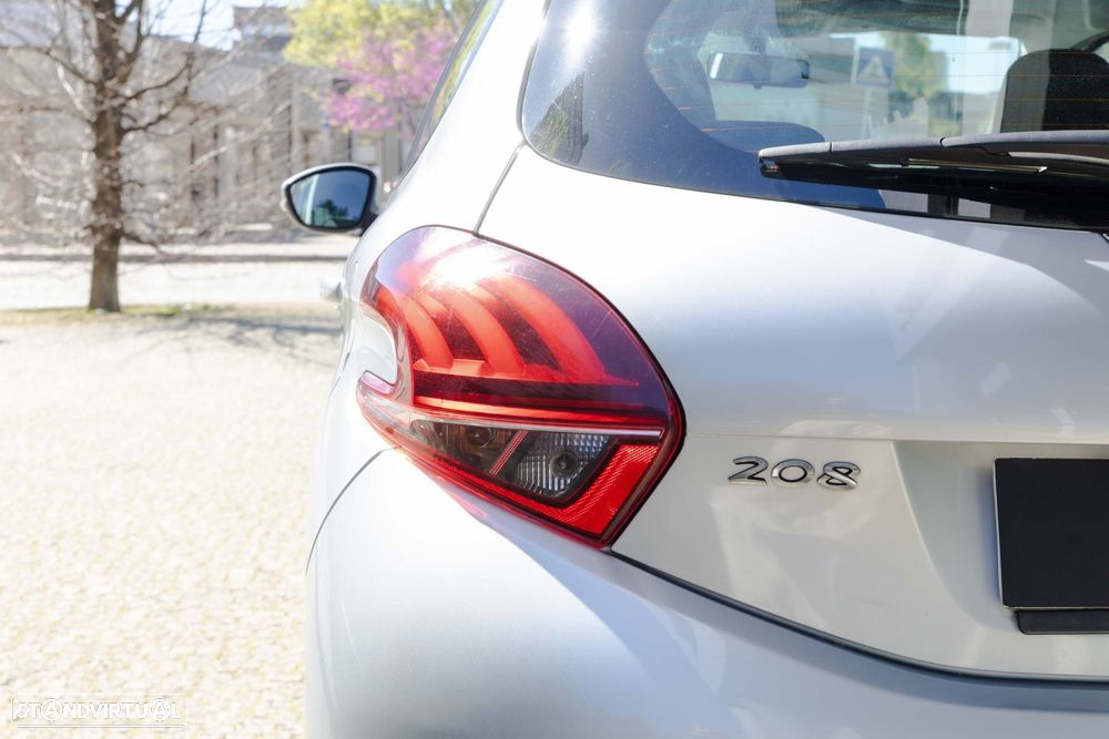 Peugeot 208 1.2 PureTech Active - 21
