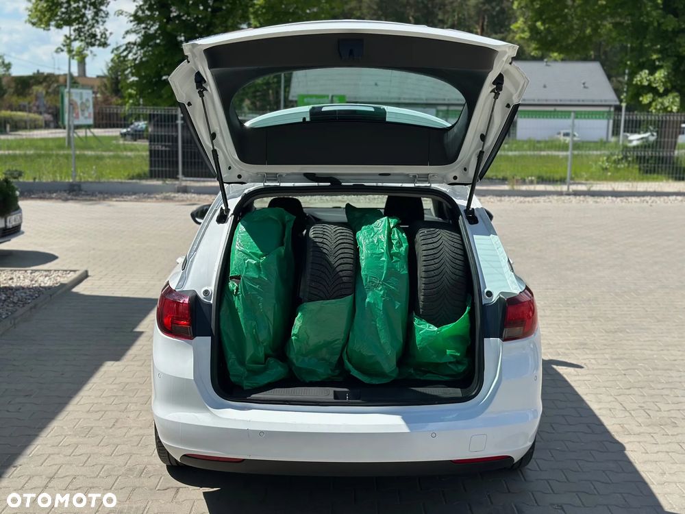 Opel Astra - 9