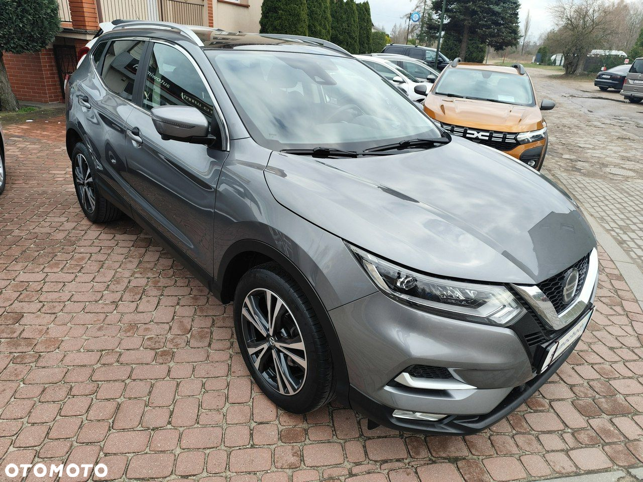 Nissan Qashqai - 4