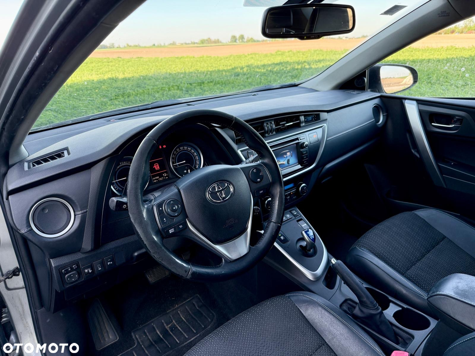 Toyota Auris - 8
