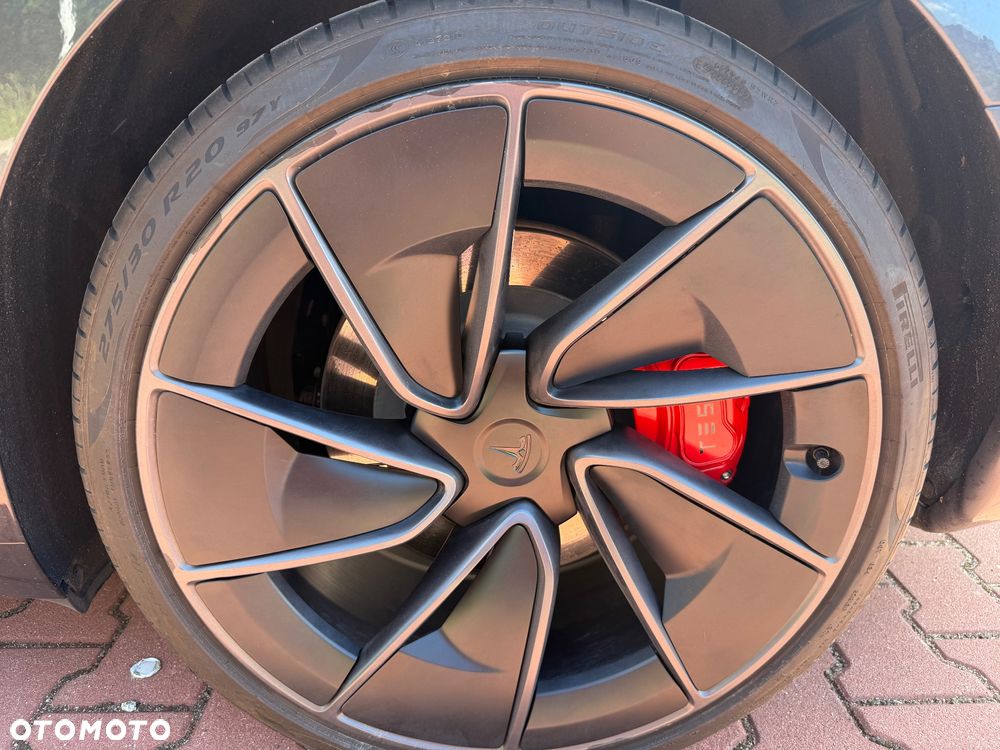 Tesla Model 3 AWD - 3