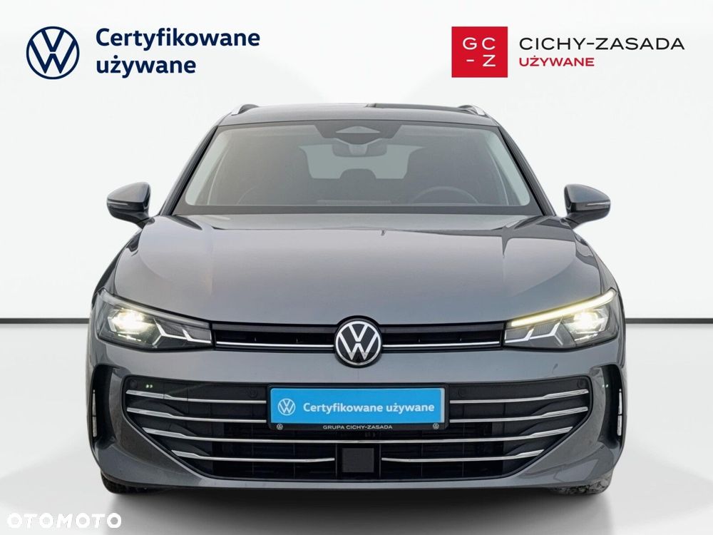 Volkswagen Passat - 2