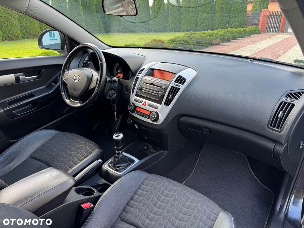Kia ProCeed 1.6 CVVT LX - 16