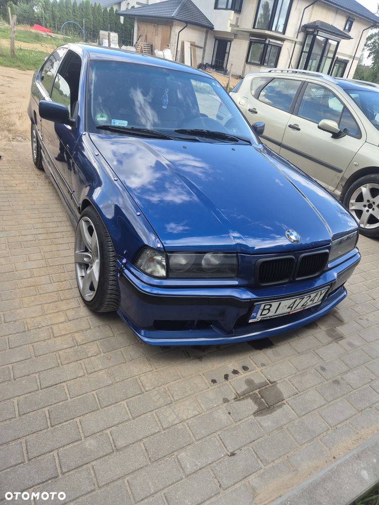 BMW Seria 3 - 1