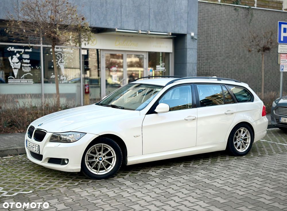 BMW Seria 3 318d DPF Edition Sport - 4