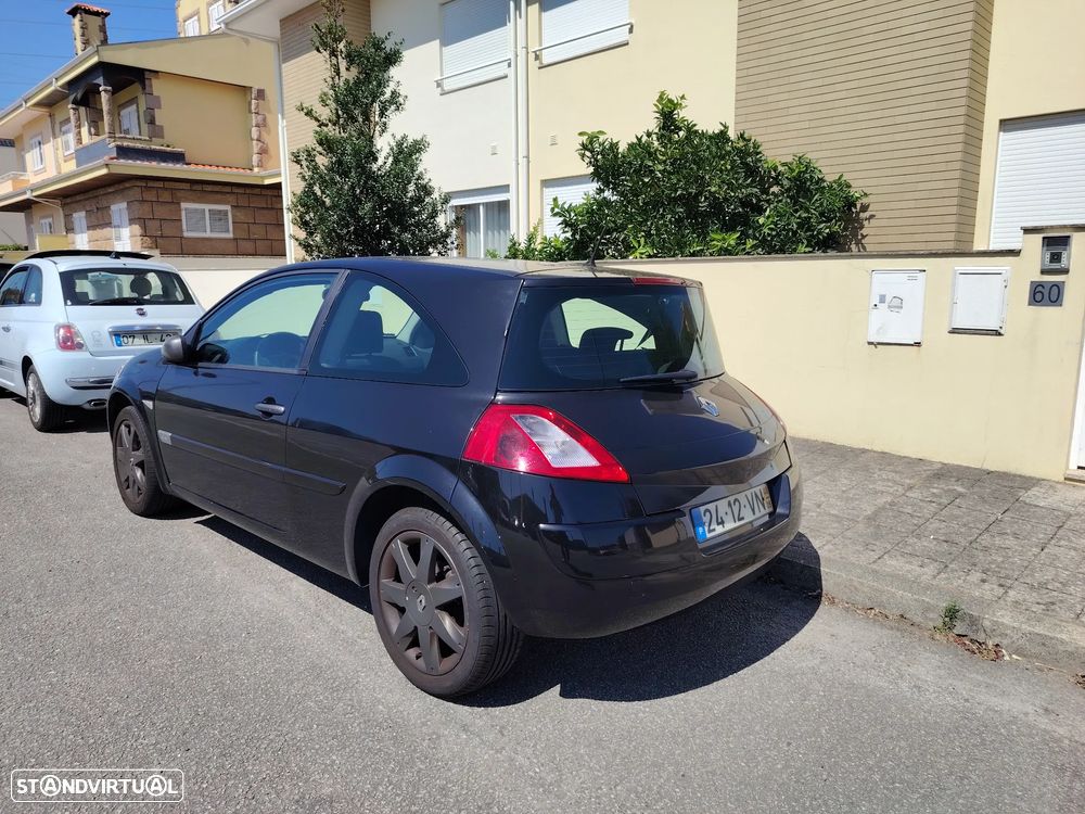 Renault Mégane 1.5 dCi L. Dynamique - 6
