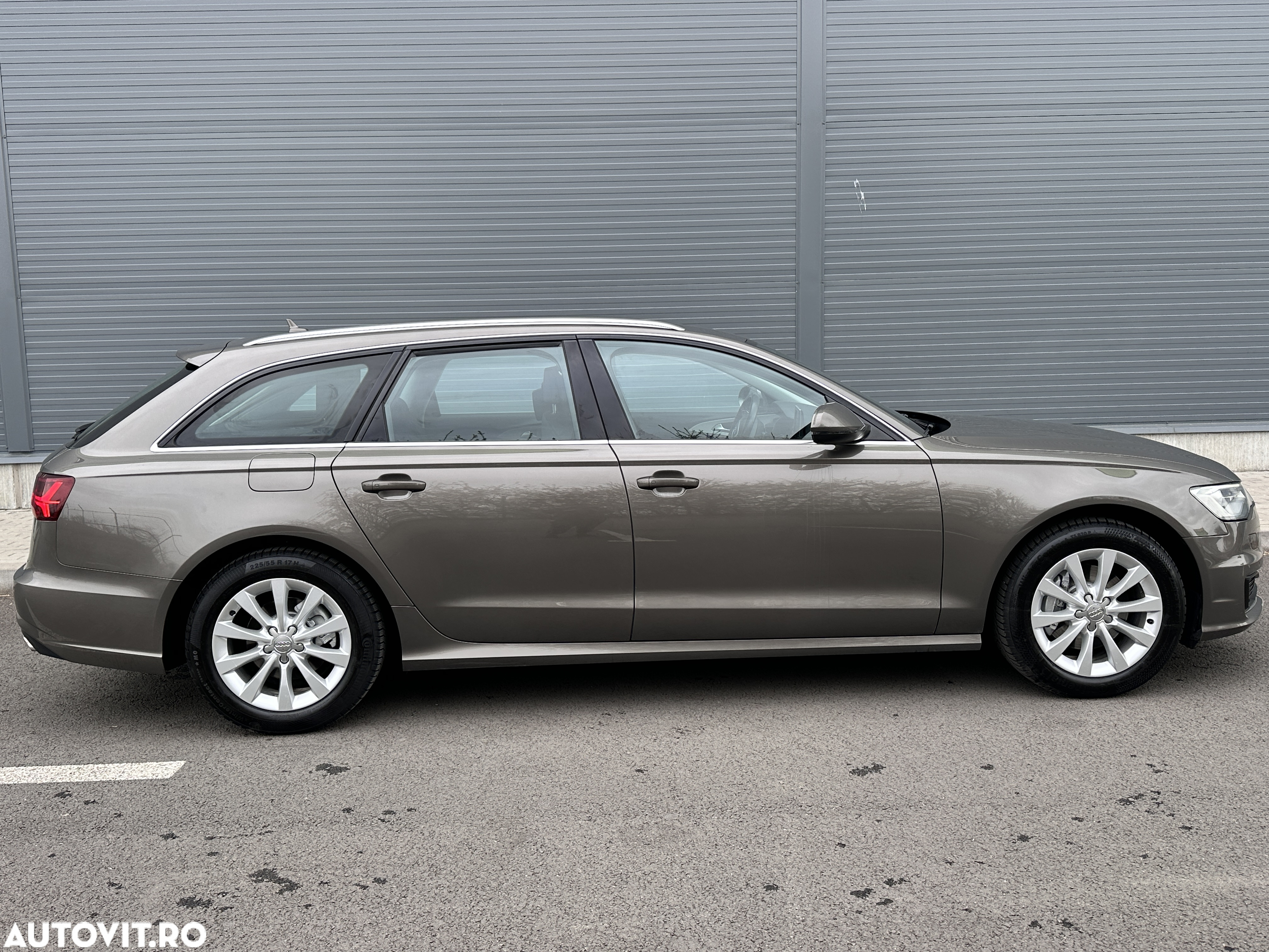 Audi A6 Avant 2.0 TDI Ultra S tronic - 15