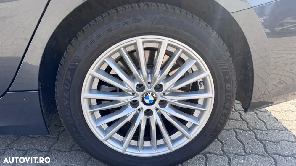 BMW Seria 3 320e AT PHEV - 23