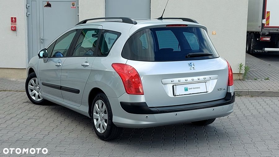 Peugeot 308 HDi FAP 110 NAVTEQ ON BOARD - 4