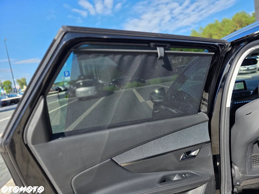 Peugeot 5008 1.5 BlueHDI Allure S&S EAT8 - 27