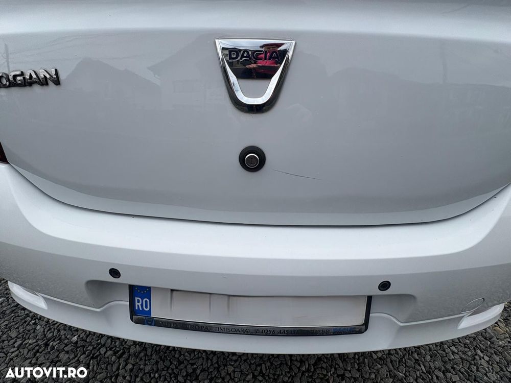 Dacia Logan 1.6 MPI Laureate - 4